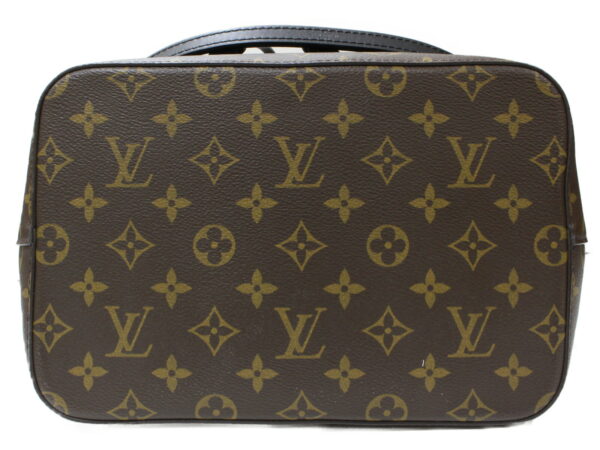 imgrc0090683909 Louis Vuitton Neonoe Monogram Canvas Drawstring Bag Brown