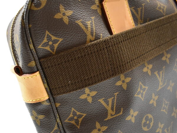 imgrc0090714824 Louis Vuitton Sac Bosphore Handbag Monogram Brown