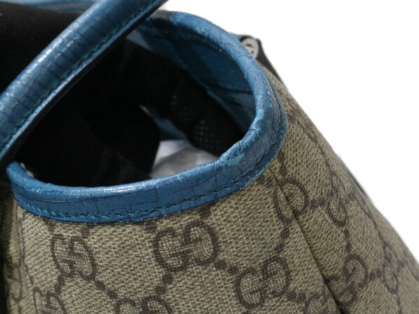 imgrc0090960703 Gucci GG Supreme Canvas Tote Bag Beige Blue