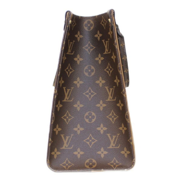 imgrc0090964751 Louis Vuitton On The Go MM Giant Shoulder Bag Brown