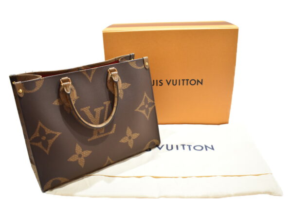 imgrc0091046362 Louis Vuitton On the Go MM 2WAY Tote Bag Reverse Brown