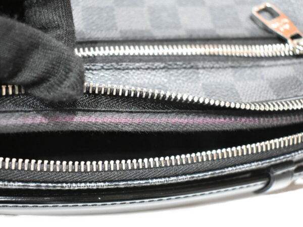 imgrc0091152740 Louis Vuitton Umbraer Body Bag Waist Pouch Canvas Damier Graphite Black Gray