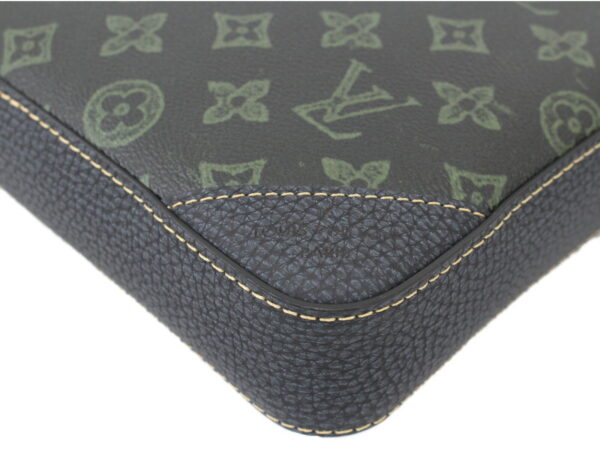 imgrc0091220641 Louis Vuitton Trio Messenger Monogram Canvas Shoulder Bag Green