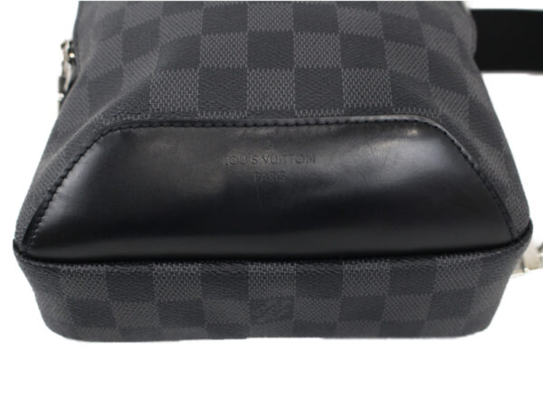 imgrc0091241831 Louis Vuitton Avenue Sling Bag Damier Graphite Body Bag Black Gray