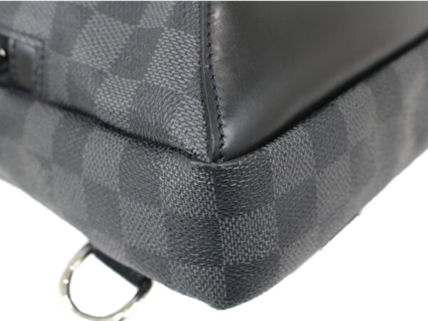 imgrc0091241834 Louis Vuitton Avenue Sling Bag Damier Graphite Body Bag Black Gray