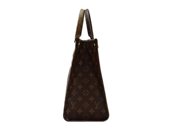 imgrc0091282195 Louis Vuitton On the Go MM Handbag Monogram Reverse