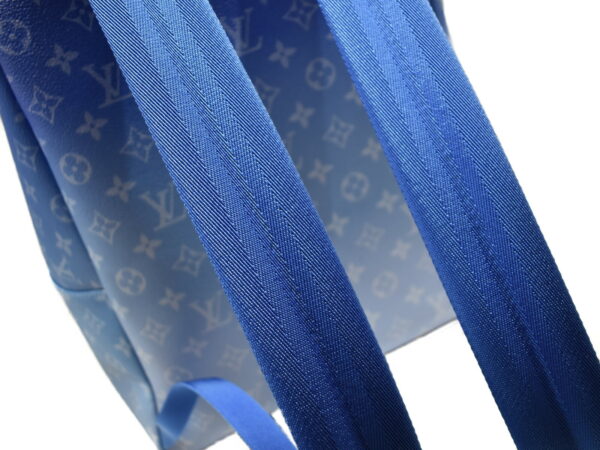 imgrc0091285020 Louis Vuitton LV Clouds Leather Backpack Gradient Blue