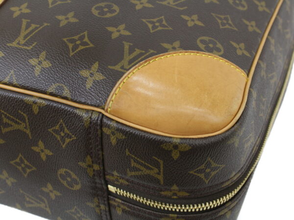 imgrc0091306202 Louis Vuitton Sirius 55 Monogram Canvas Bag Brown