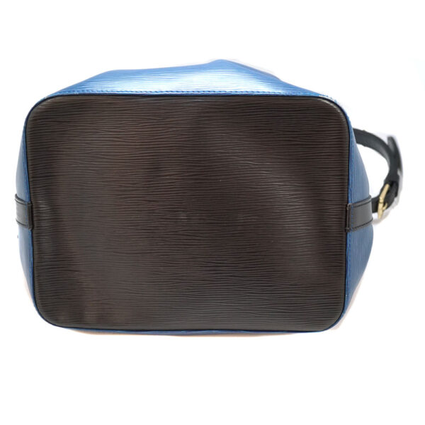 imgrc0091387012 Louis Vuitton Petit Noe Shoulder Bag Epi Bicolor Blue Black