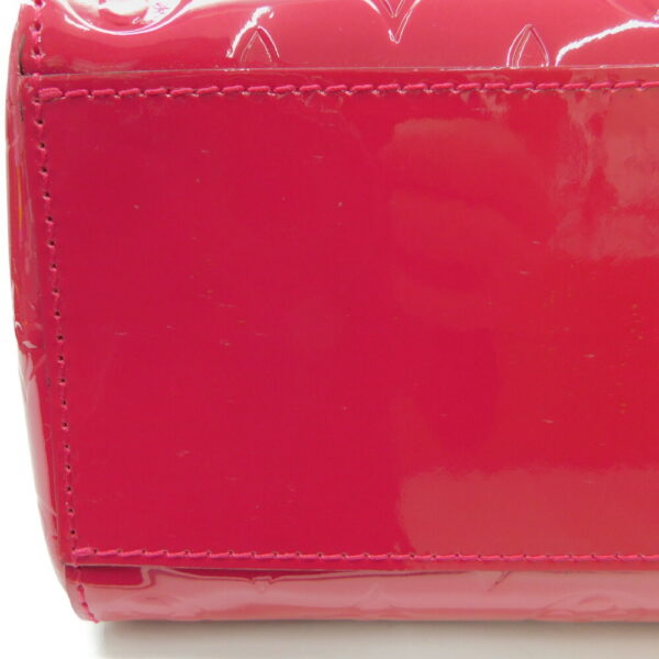 imgrc0091459709 Louis Vuitton Lead MM Vernis Handbag Pink