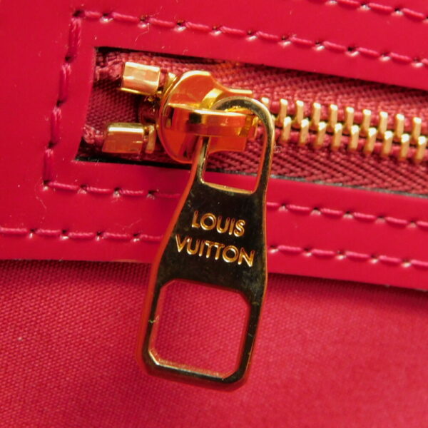 imgrc0091459714 Louis Vuitton Lead MM Vernis Handbag Pink