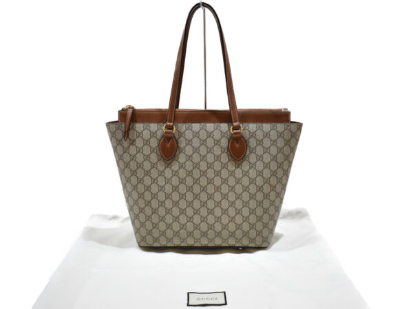 imgrc0091494320 Gucci GG Supreme Canvas Tote Bag Leather Beige Brown