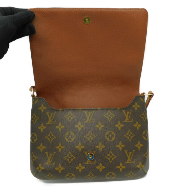 imgrc0091498833 Louis Vuitton Musette Tango Monogram Shoulder Bag Brown