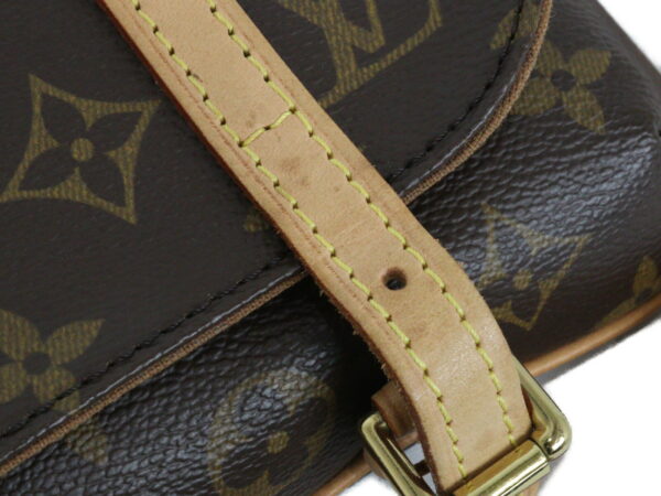 imgrc0091675525 Louis Vuitton Pochette Marelle Monogram Canvas Body Bag Brown