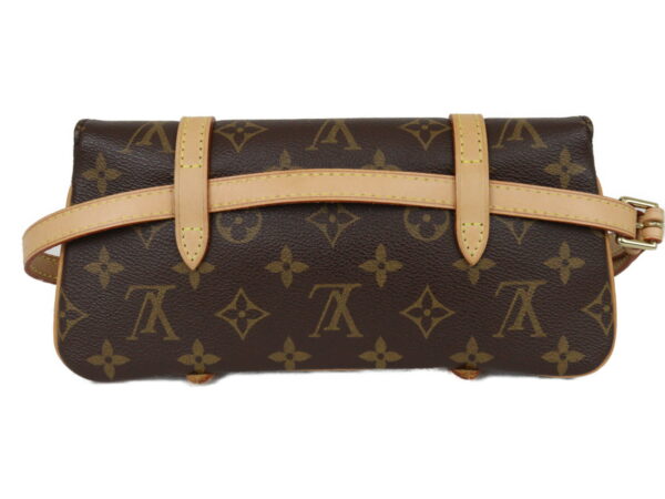 imgrc0091675532 Louis Vuitton Pochette Marelle Monogram Canvas Body Bag Brown