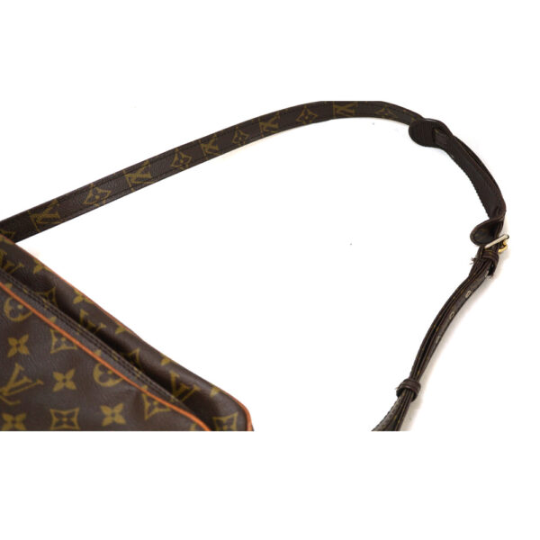 imgrc0091681722 Louis Vuitton Nile Shoulder Bag Crossbody Bag Monogram Brown