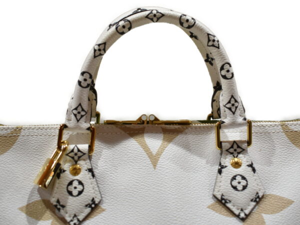 imgrc0091707443 Louis Vuitton Speedy Bandouliere 30 Bag Giant Khaki White Beige