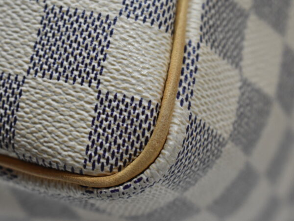 imgrc0091801220 Louis Vuitton Speedy 25 Mini Bag Damier Azur Ivory