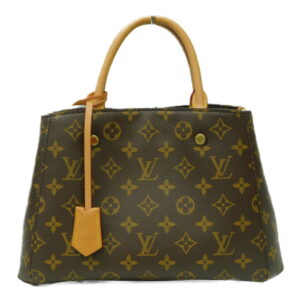 imgrc0091802059 Louis Vuitton Outdoor Messenger PM Antarctica Messenger Bag