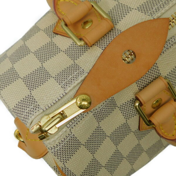 imgrc0091888081 Louis Vuitton Speedy 25 Damier Azur Handbag White