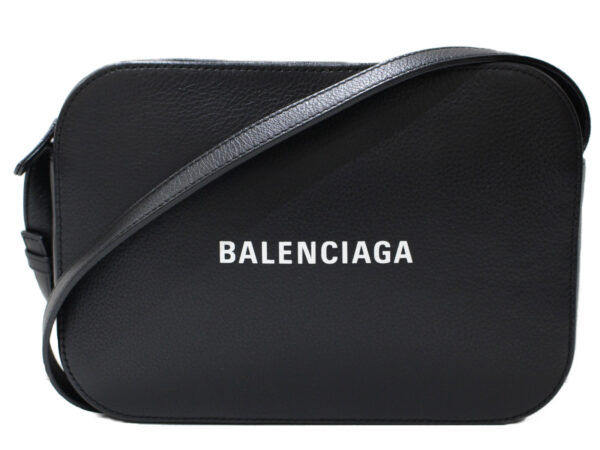 imgrc0091934350 Balenciaga Everyday Camera Leather Shoulder Bag Black