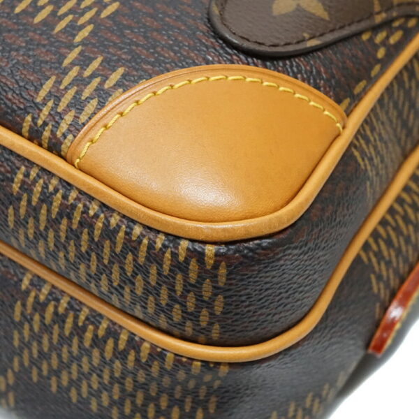 imgrc0092073890 Louis Vuitton Nile Messenger PM Damier Giant Monogram Canvas