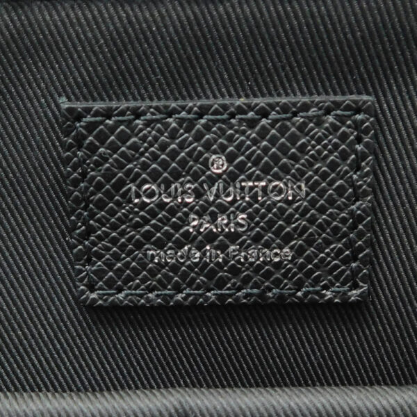 imgrc0092103235 Louis Vuitton Slim Briefcase Taiga Black