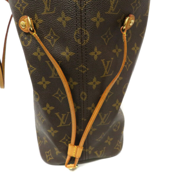 imgrc0092109772 Louis Vuitton Neverfull MM Monogram Tote Bag