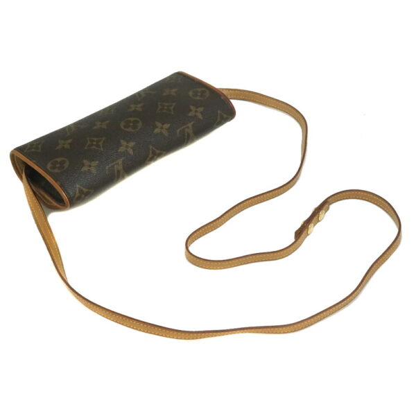 imgrc0092213316 Louis Vuitton Pochette Twin PM Monogram Canvas