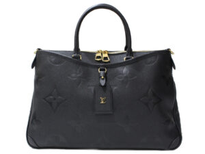 imgrc0092453580 Louis Vuitton Damier Graphite Discovery Bum Bag Shoulder Bag Black