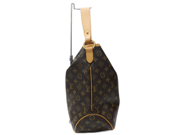 imgrc0092474541 Louis Vuitton Delightful MM Monogram Canvas Shoulder Bag Brown