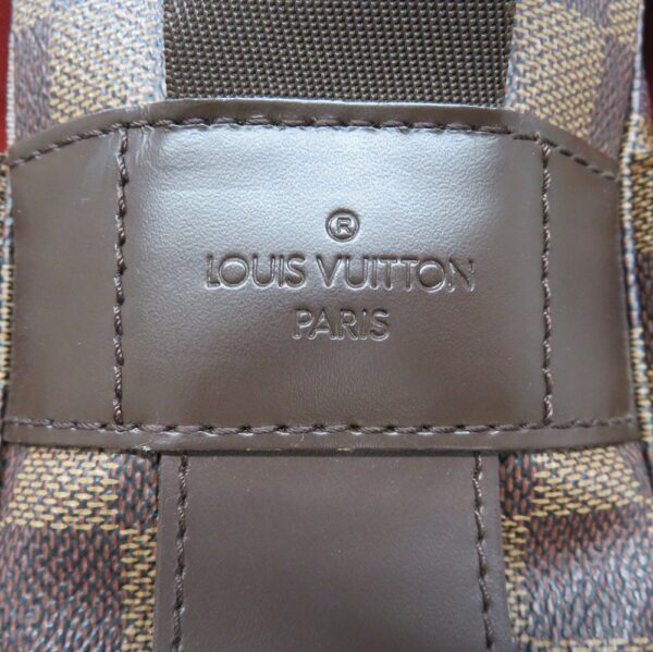 imgrc0092679420 Louis Vuitton Naviglio Damier Shoulder Bag