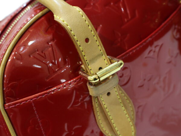 imgrc0092758119 Louis Vuitton Summit Drive Monogram Vernis Handbag Pomme dAmour Red