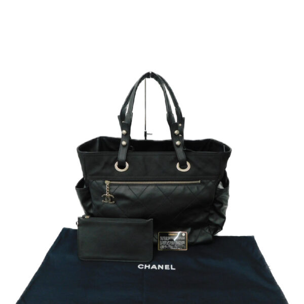 imgrc0092778209 Chanel Paris Biarritz GM Tote Bag Black