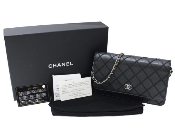 imgrc0092856425 Chanel Chain Wallet Wild Stitch Mini Shoulder Black Green