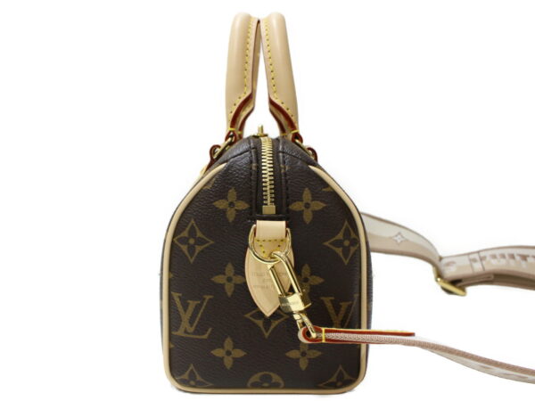 imgrc0093031776 Louis Vuitton Speedy Bandouliere 20 Canvas Shoulder Bag Brown