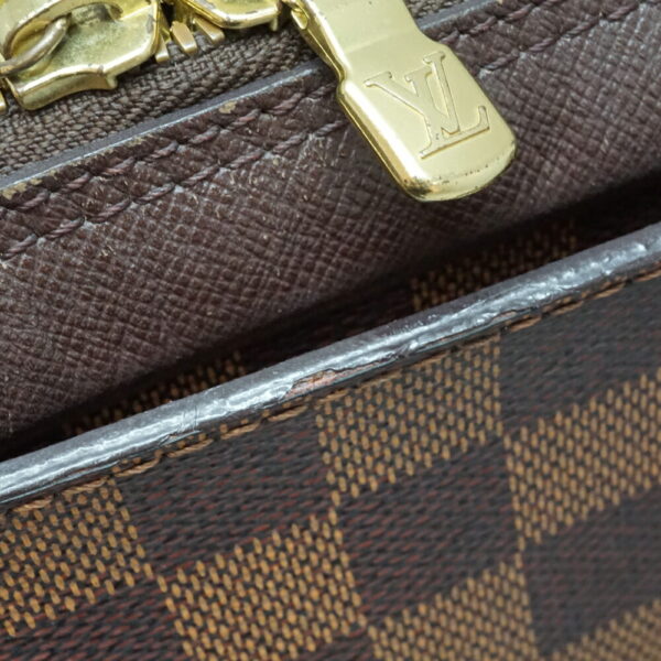 imgrc0093063249 Louis Vuitton Triana Handbag