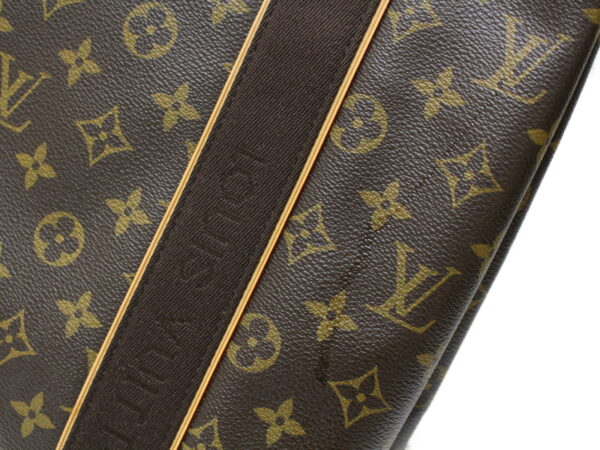 imgrc0093063753 Louis Vuitton Cabas Beaubourg Monogram Canvas Tote Bag Brown