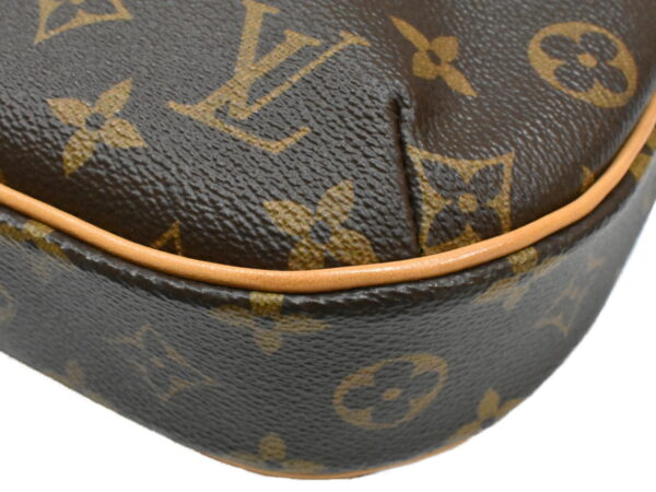 imgrc0093094495 Louis Vuitton Odeon PM Shoulder Bag Monogram Brown