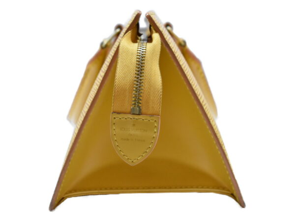 imgrc0093121025 Louis Vuitton Sac Triangle Handbag Epi Yellow