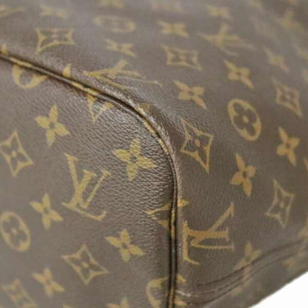 imgrc0093181816 Louis Vuitton Neverfull MM Monogram Tote Bag