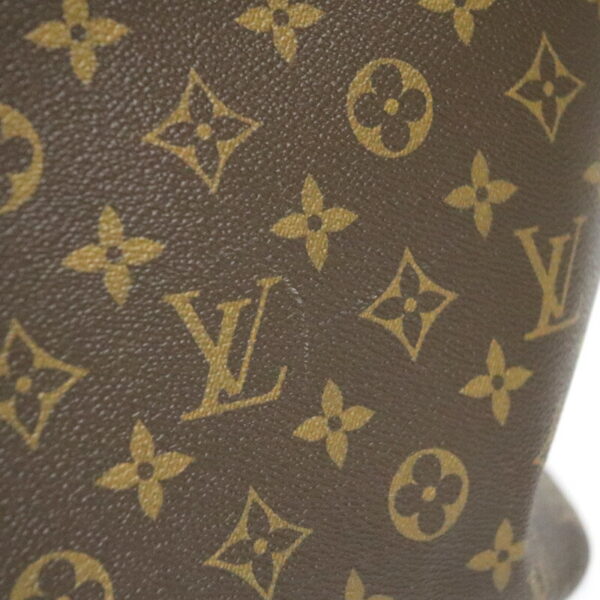 imgrc0093181819 Louis Vuitton Neverfull MM Monogram Tote Bag