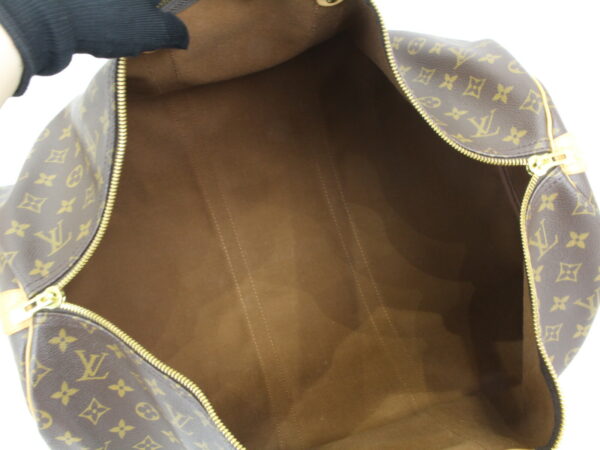 imgrc0093187688 Louis Vuitton Keepall 55 Monogram Canvas Bag Brown