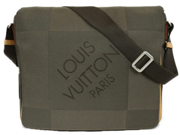 imgrc0093228824 Louis Vuitton Messager NM Damier Jean Shoulder Bag Khaki