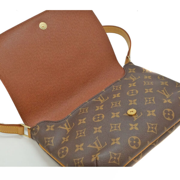 imgrc0093247932 Louis Vuitton Musette Tango Short Shoulder Bag Monogram