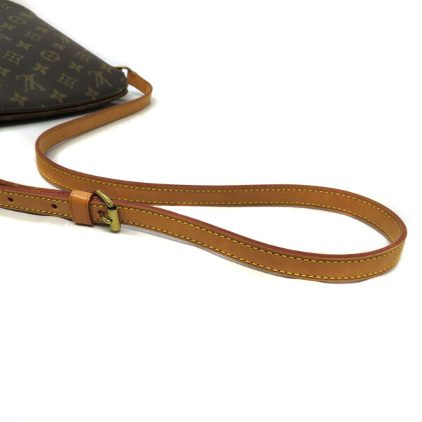 imgrc0093492809 Louis Vuitton Drouot Monogram Shoulder Bag