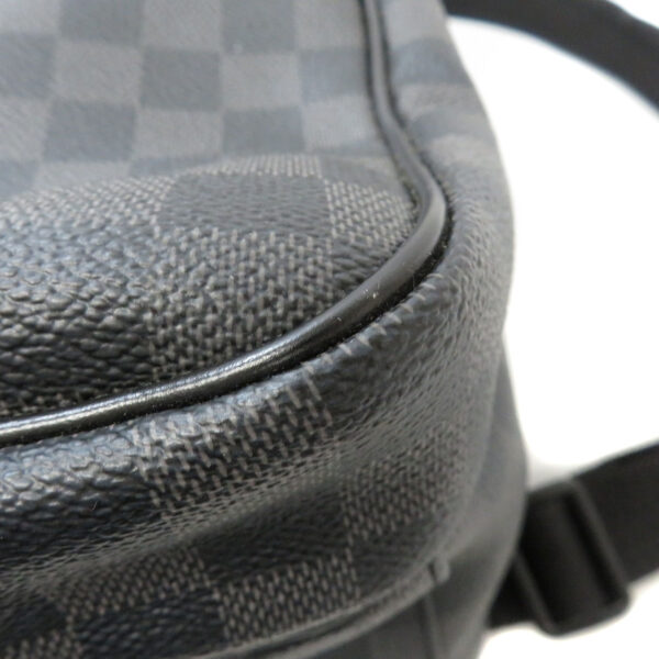 imgrc0093493121 Louis Vuitton Michael Damier Backpack