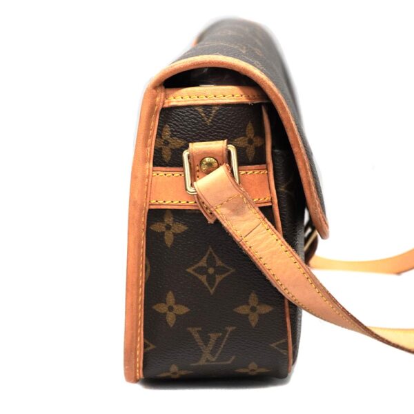 imgrc0093519011 Louis Vuitton Sologne Shoulder Bag