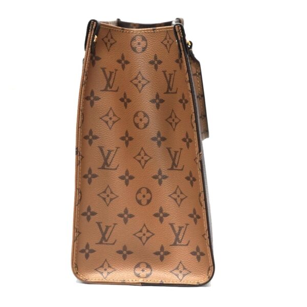 imgrc0093556098 Louis Vuitton On the Go MM Tote Bag