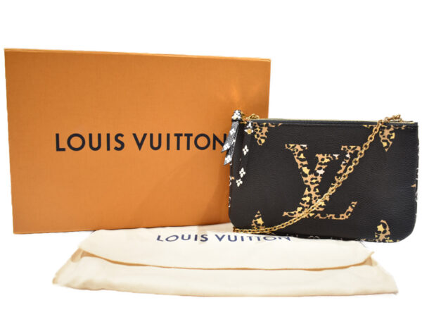 imgrc0093669875 Louis Vuitton Pochette Double Zip Shoulder Bag Giant Monogram Jungle Black Leopard Print